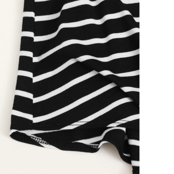 Button Detail Tie Hem Striped Tank Top - Picture 3 of 5